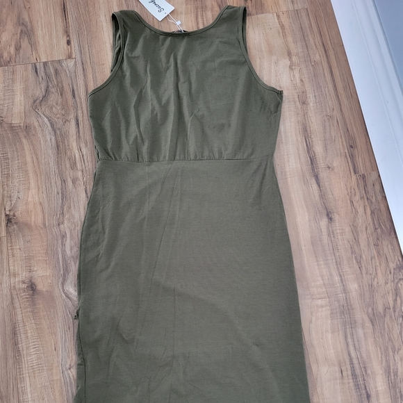 Sucrefas "New" Ladies Army Green Sleeveless Bodycon Dress, Size US 14 (XL) - Picture 2 of 6
